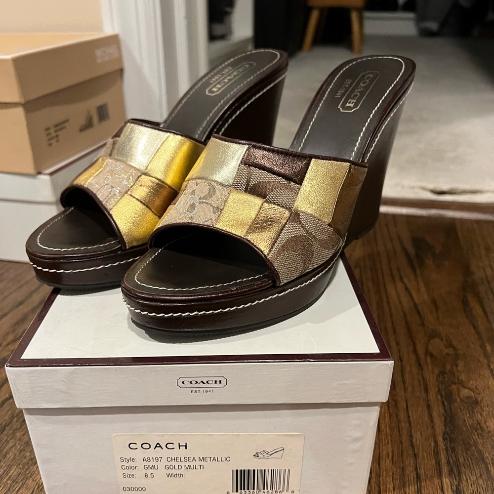 COACH WEDGES